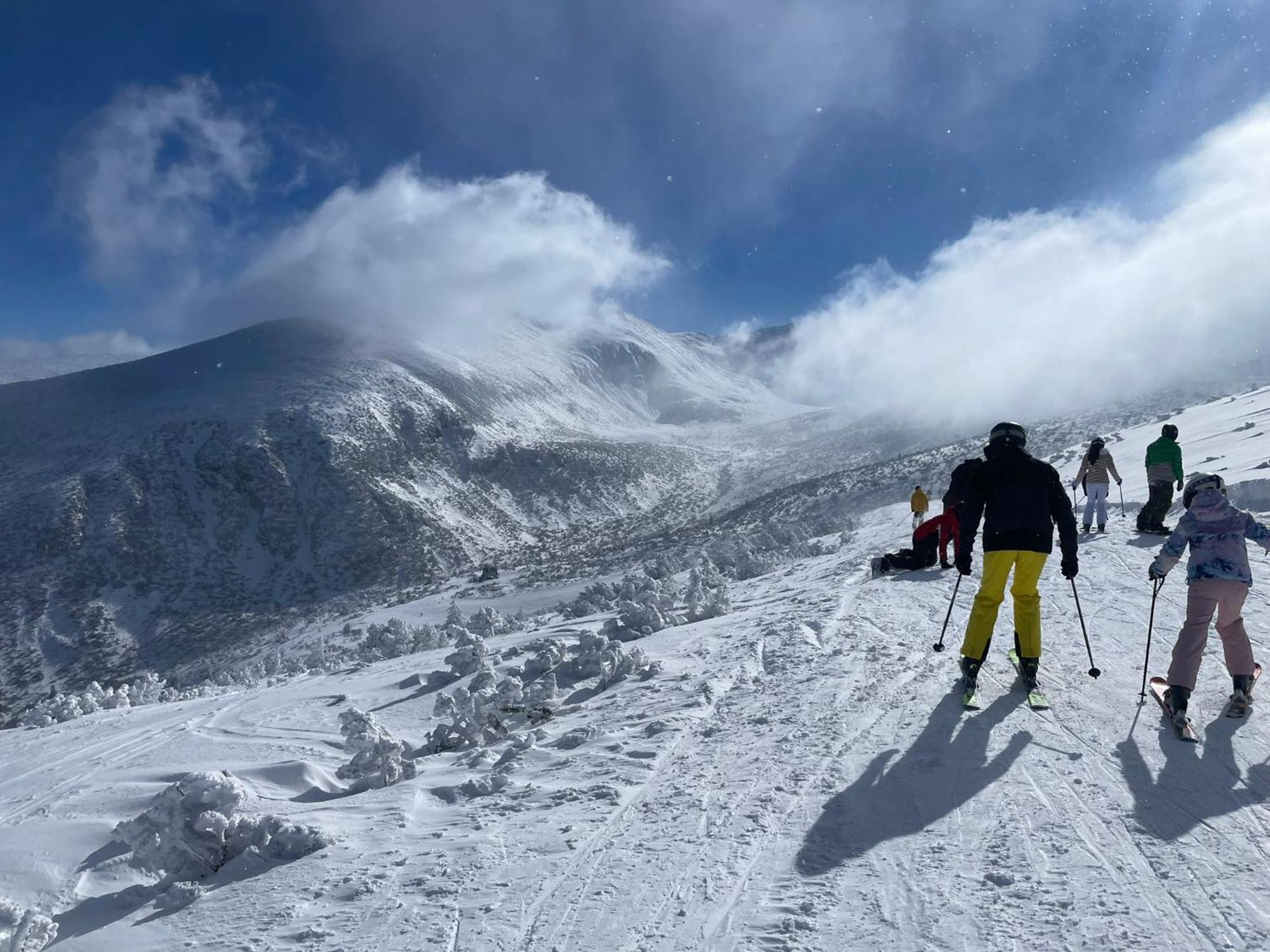 Flora Ski-Slope Studio Apartment Borovets Ngoại thất bức ảnh